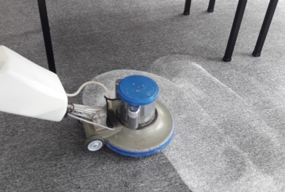 So sánh các phương pháp giặt thảm và ghế – Phương pháp nào hiệu quả nhất?